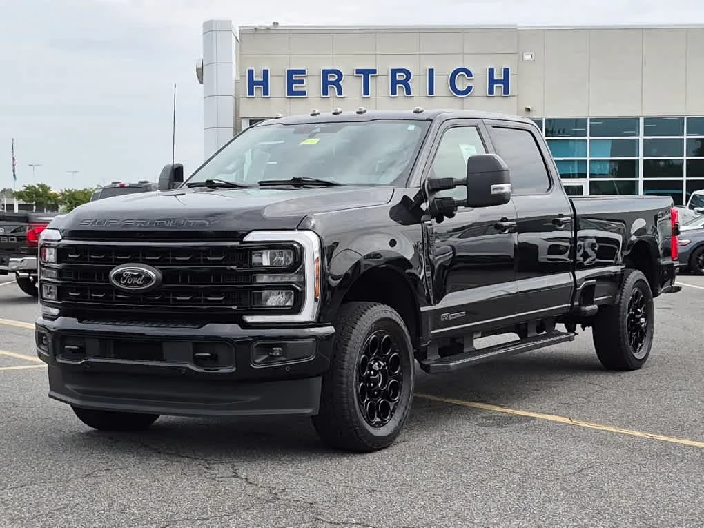 2024 Ford Super Duty F-250 Pickup LARIAT