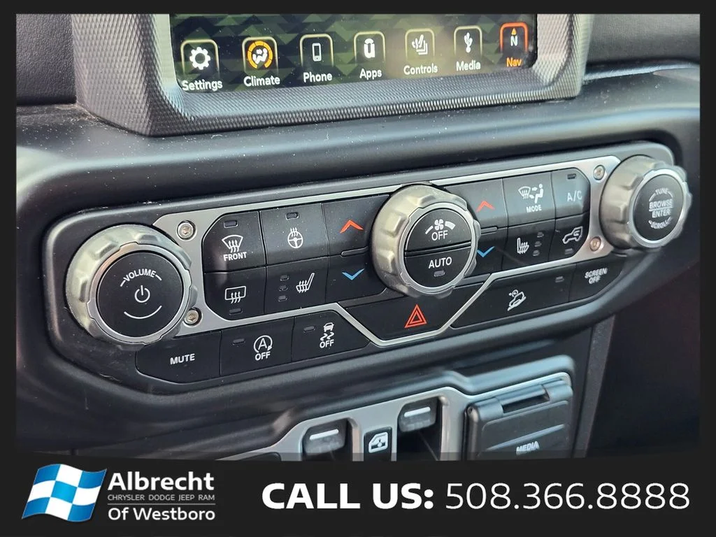 Used 2020 Orange Jeep Unlimited Sahara image 21