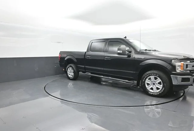 Certified Used 2020 Black Ford XLT image 2