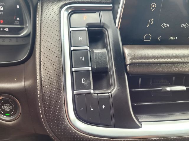 Used 2022 White GMC SLT image 19