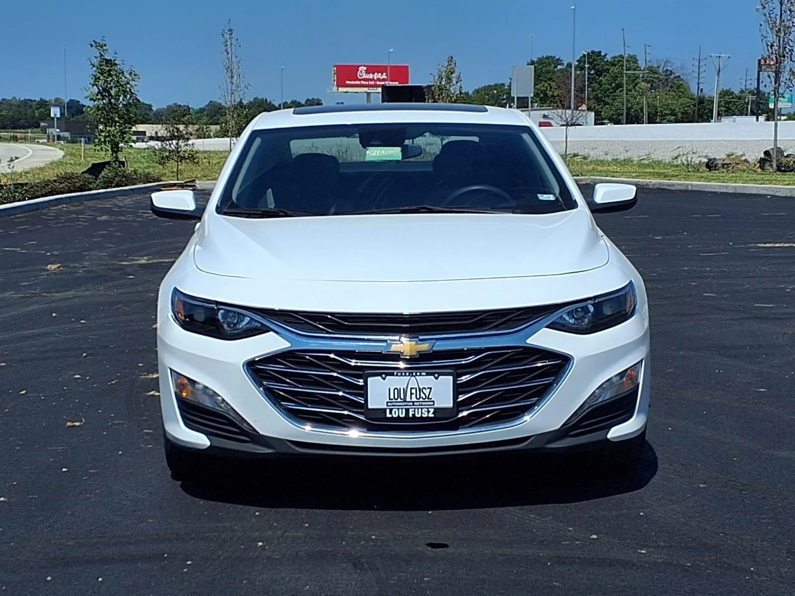 Used 2024 Summit White Chevrolet LT image 29