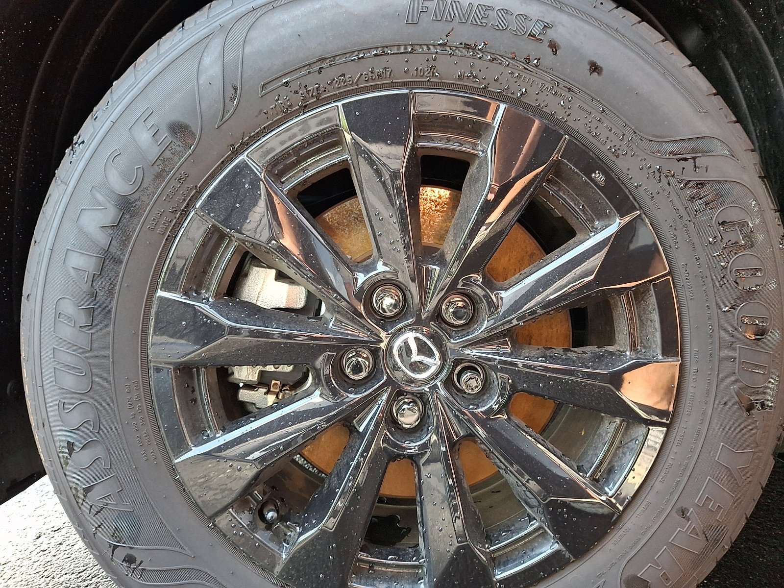 New 2026 Wind Chill Pearl Mazda Premium image 4