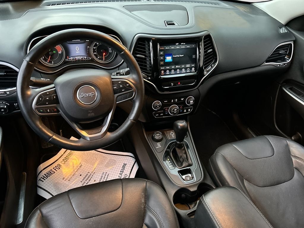 Used 2019 Red Jeep Limited image 23