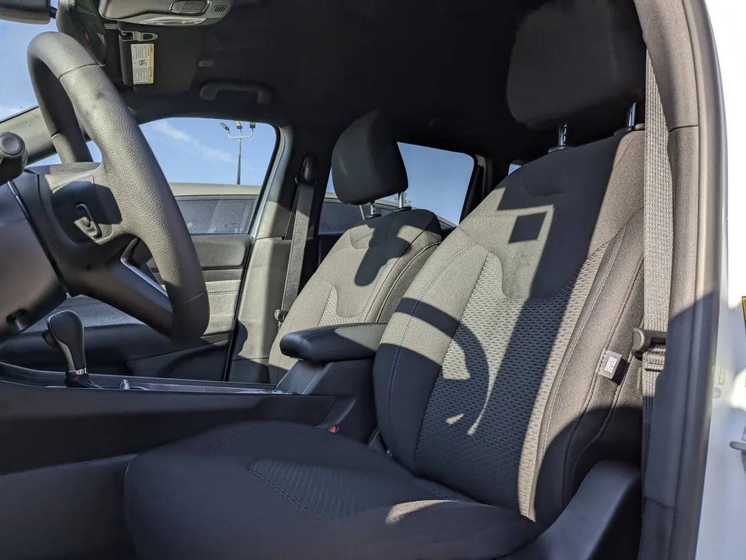 New 2025 White Jeep Sport - - 4X4 - 4.99% O.A.C -  Heated Seats & More! image 14