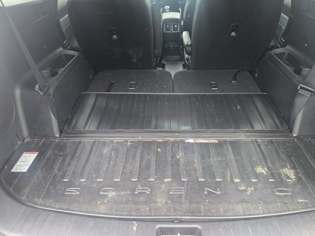 Used 2023 Gray Kia X-Line SX Prestige image 10