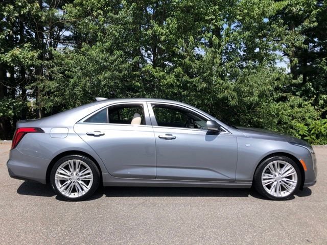 Used 2020 Gray Cadillac Premium Luxury image 4