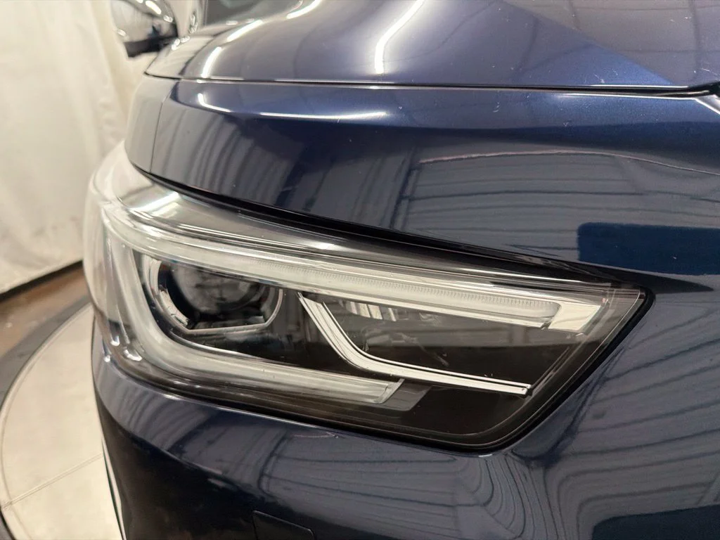 Used 2021 Blue INFINITI Sensory image 10