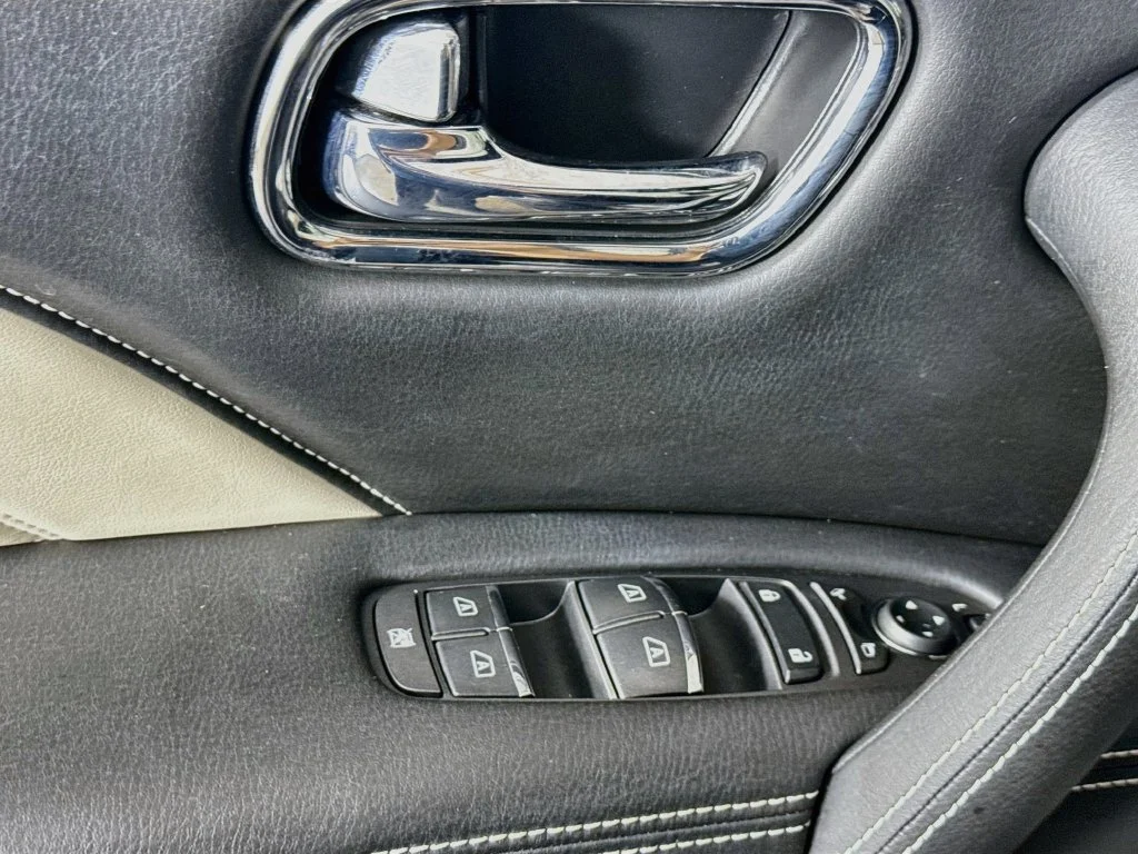 Certified Used 2020 Gray INFINITI Limited image 23