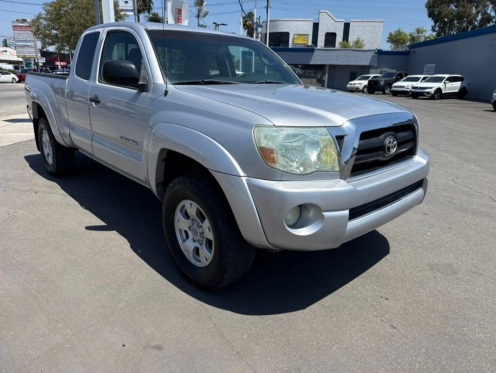 2006 Toyota Tacoma PreRunner Access Cab V6 5AT's photo