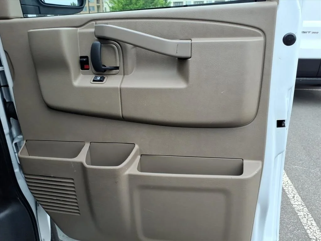 Certified Used 2023 White GMC Work Van image 32