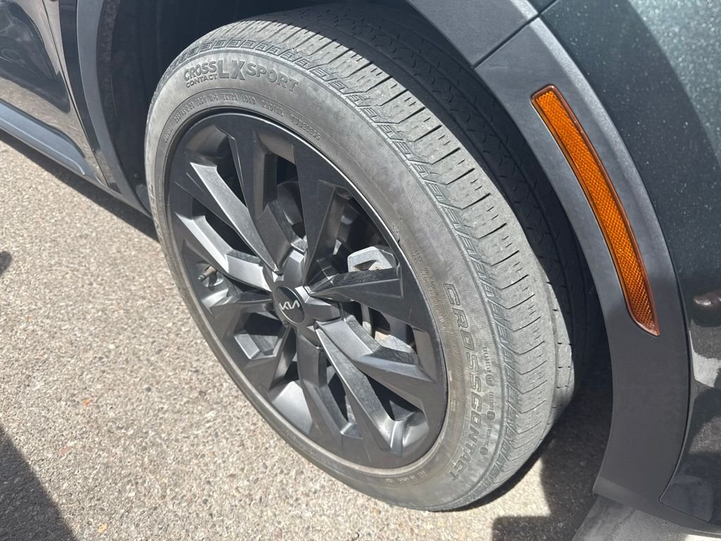 Certified Used 2023 Green Kia X-Line SX Prestige image 24