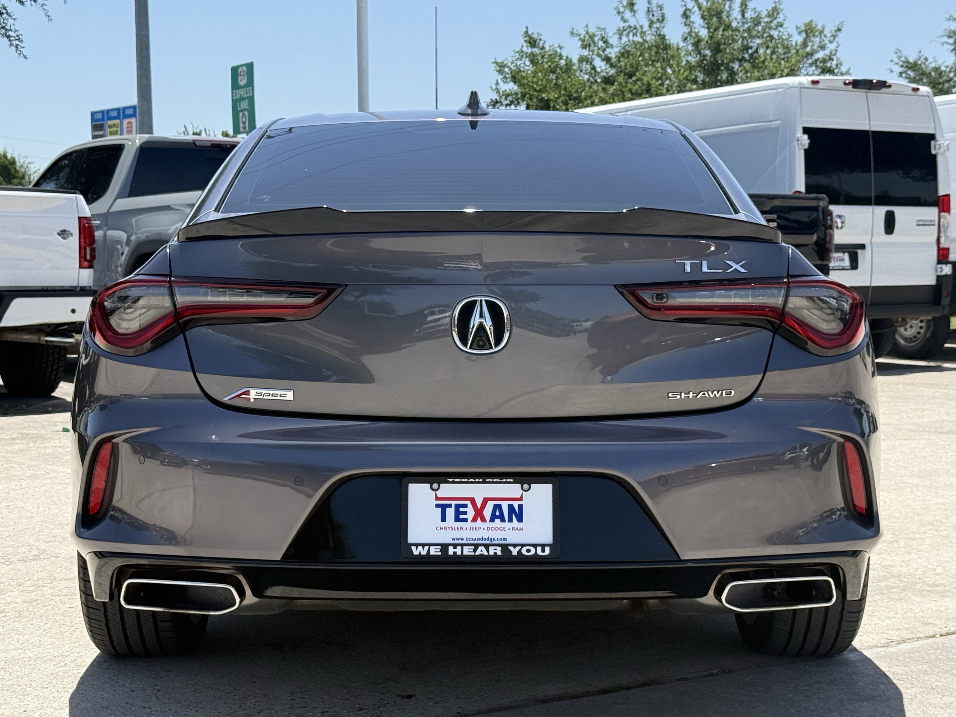 Used 2022 Black Acura  image 5