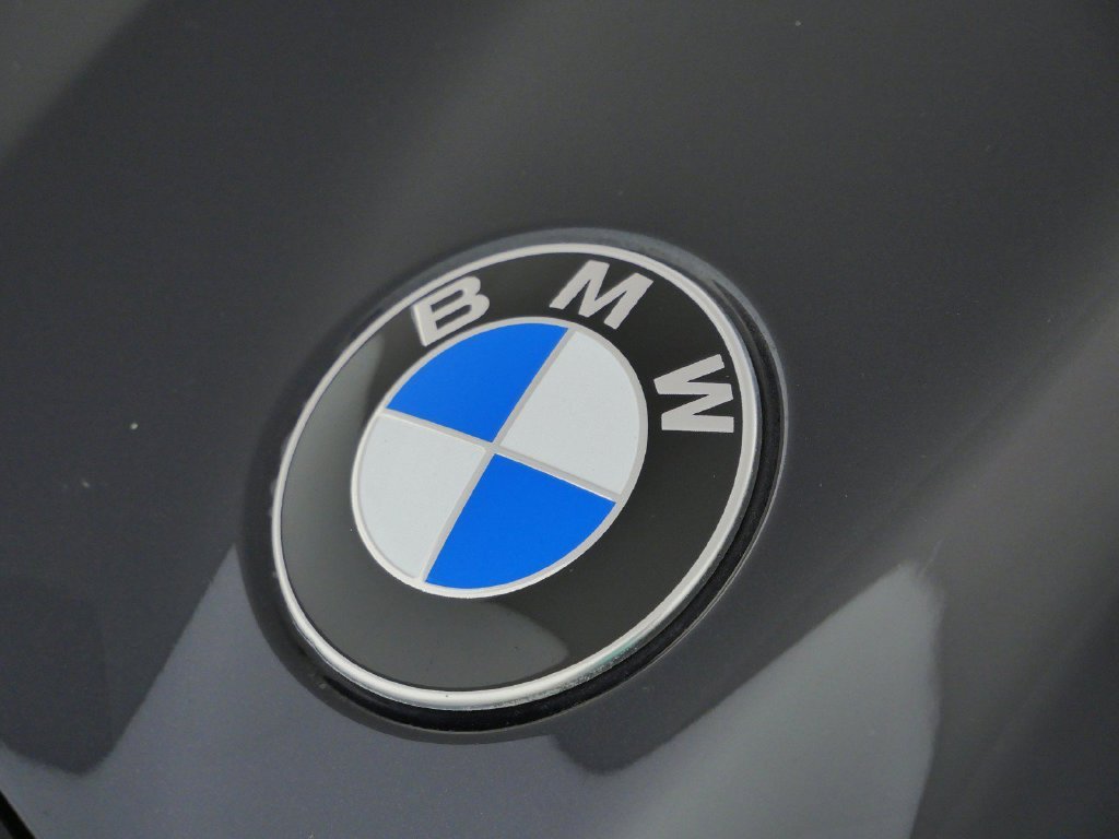 Used 2023 Carbon Black Metallic BMW Base image 14