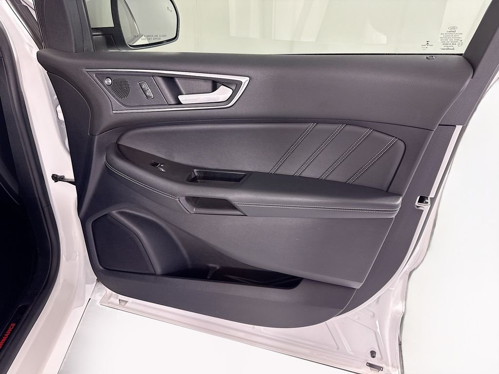 Used 2020 White Metallic Ford ST image 25