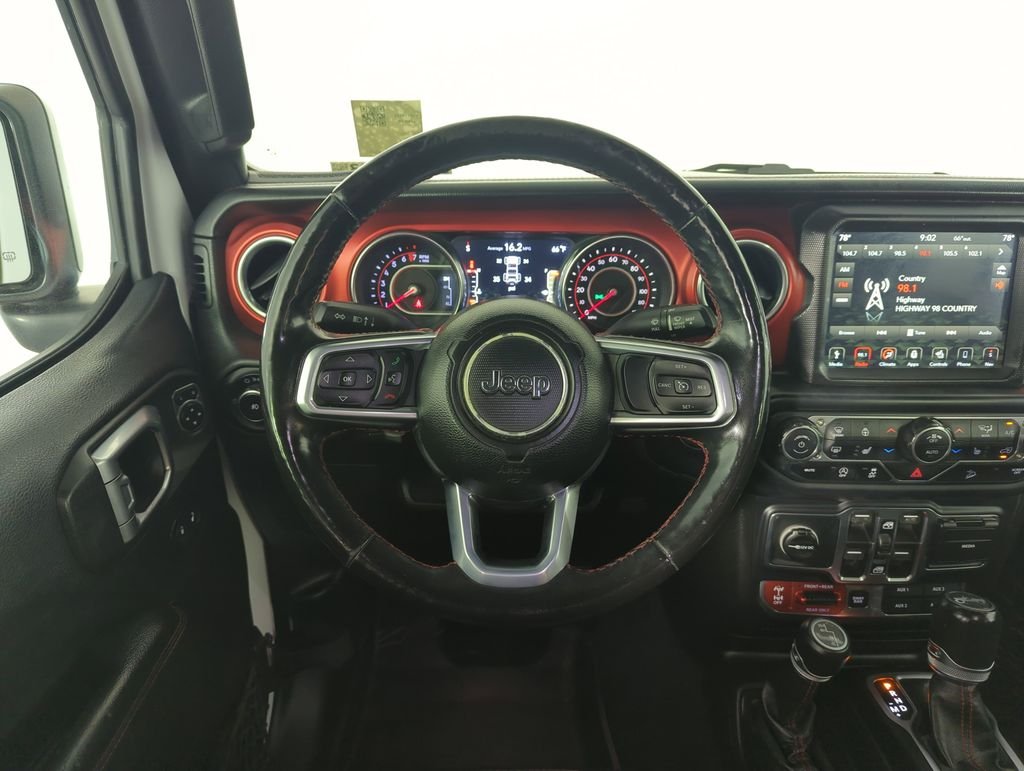 Used 2019 White Jeep Unlimited Rubicon image 16