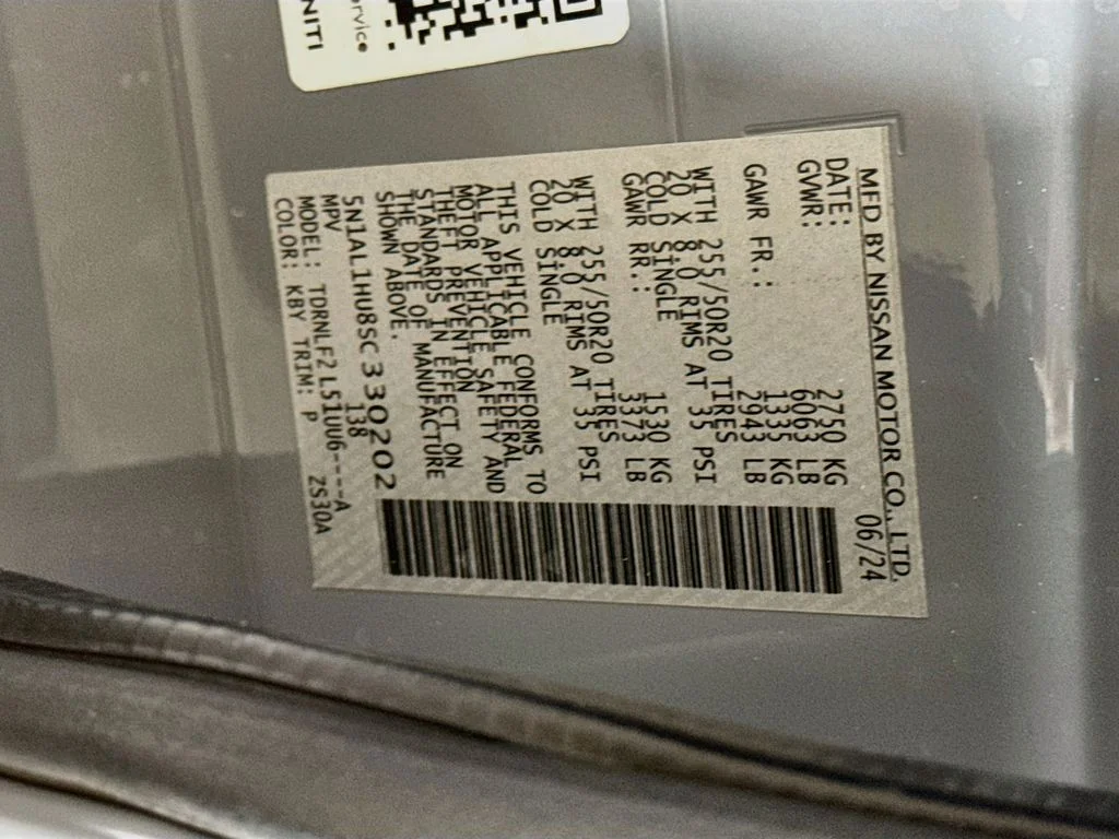 Certified Used 2025 Gray INFINITI Autograph image 46
