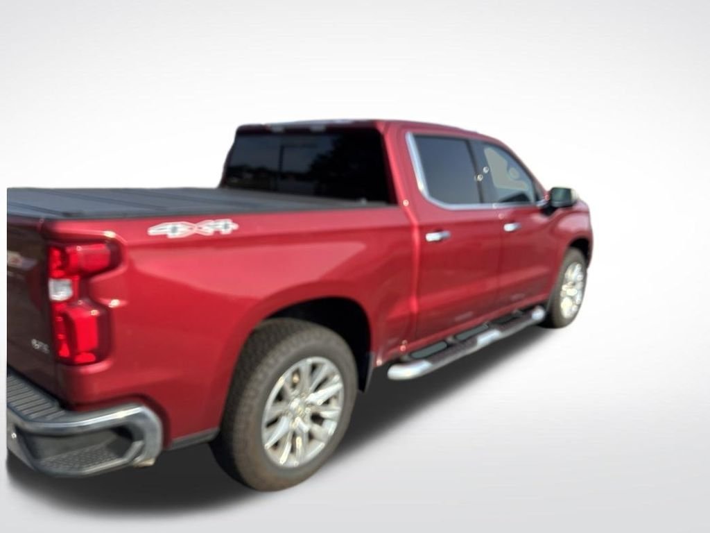 Used 2019 Red Chevrolet LTZ image 5