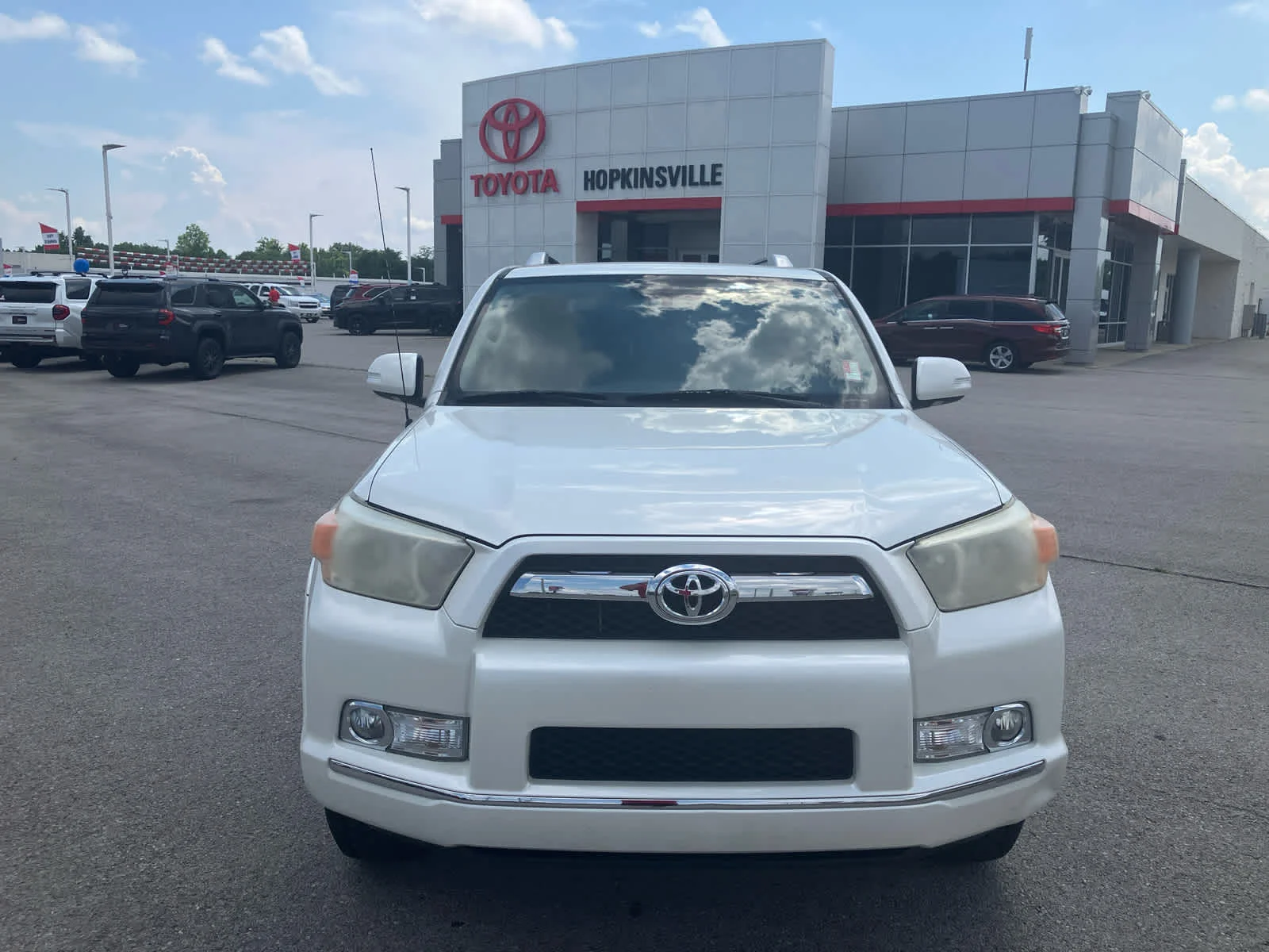 Used 2013 Blizzard Pearl Metallic Toyota SR5 image 2