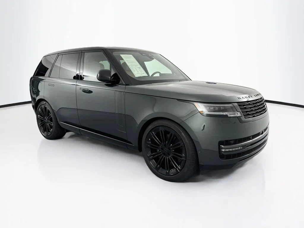 Used 2026 Green Land Rover SE image 3