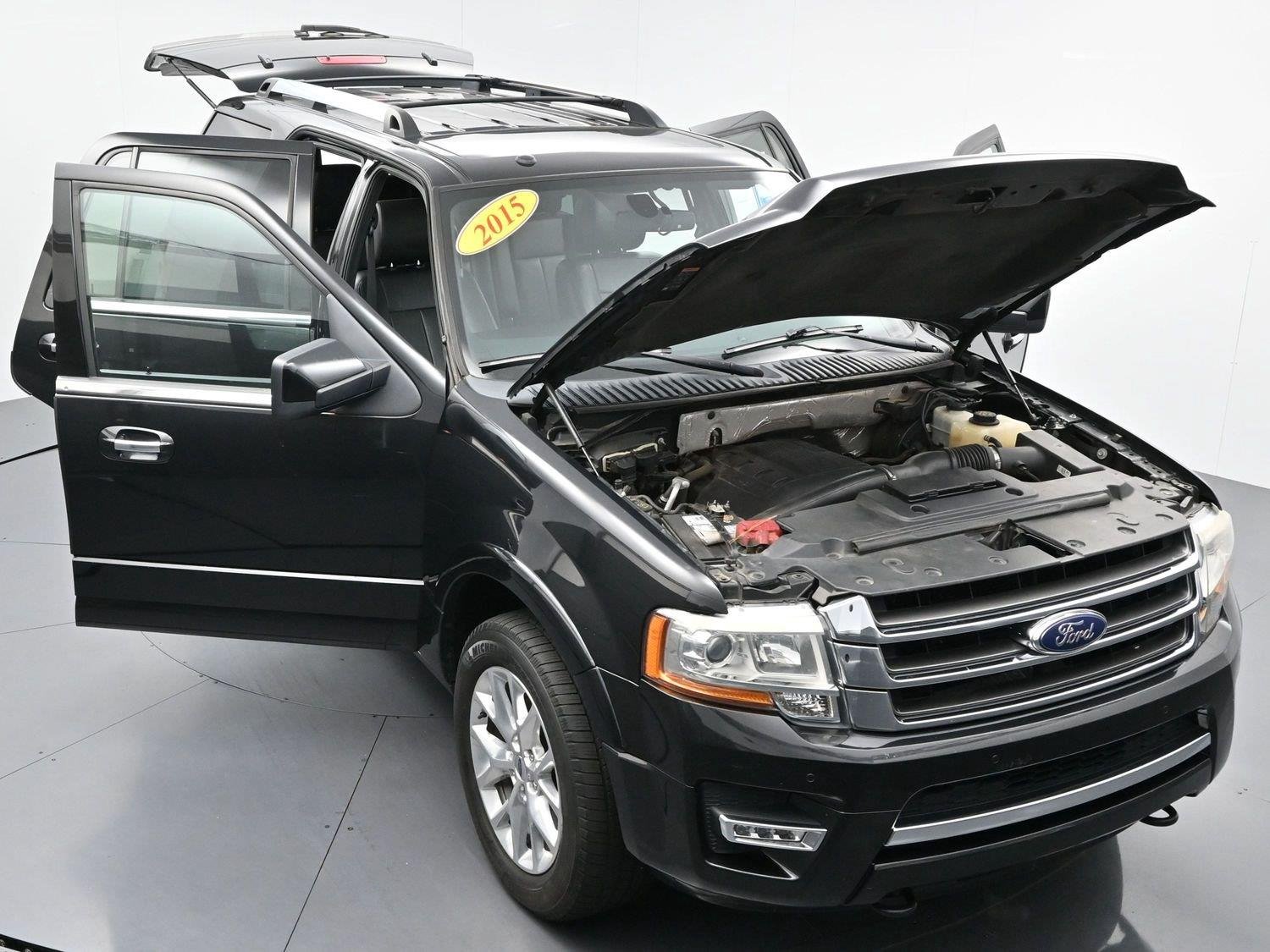 Used 2015 Tuxedo Black Metallic Ford Limited image 52