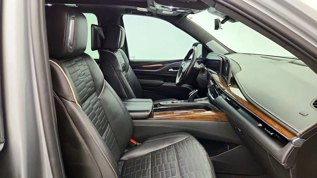 Used 2023 Galactic Gray Metallic Cadillac 4WD 4dr Sport Platinum w/ Brake Kit, Super Cruise & Night Vision image 25