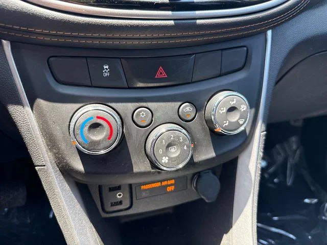 Used 2022 Red Chevrolet LT image 19