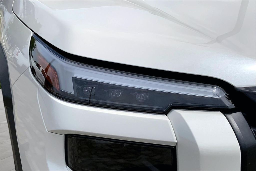Used 2026 White Subaru Premium image 31