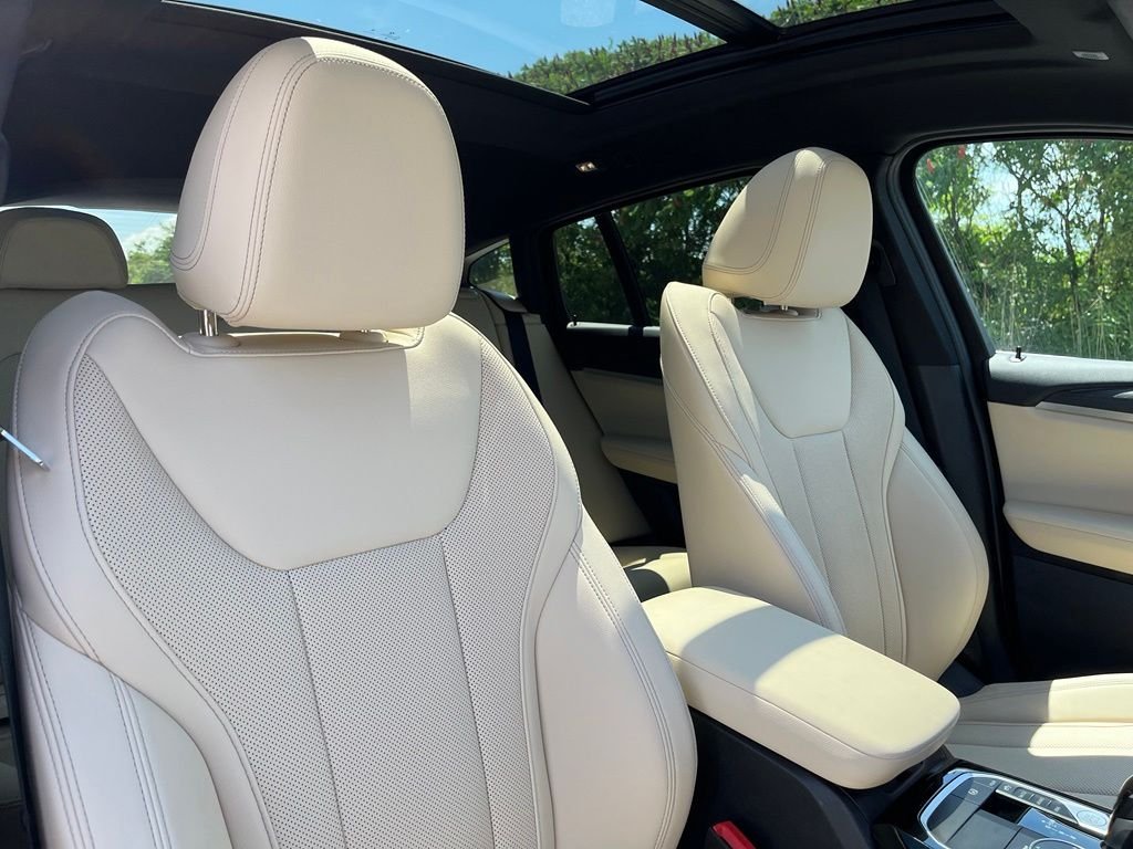 Certified Used 2025 Alpine White BMW xDrive30i image 53