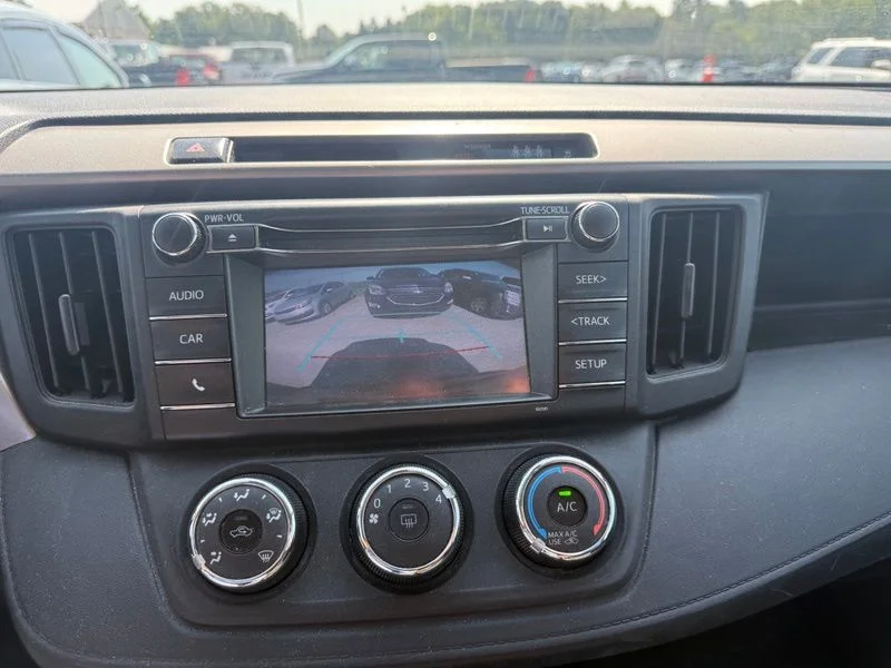 Used 2018 Gray Toyota LE image 12