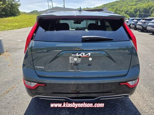 New 2026 Green Kia Wind image 5