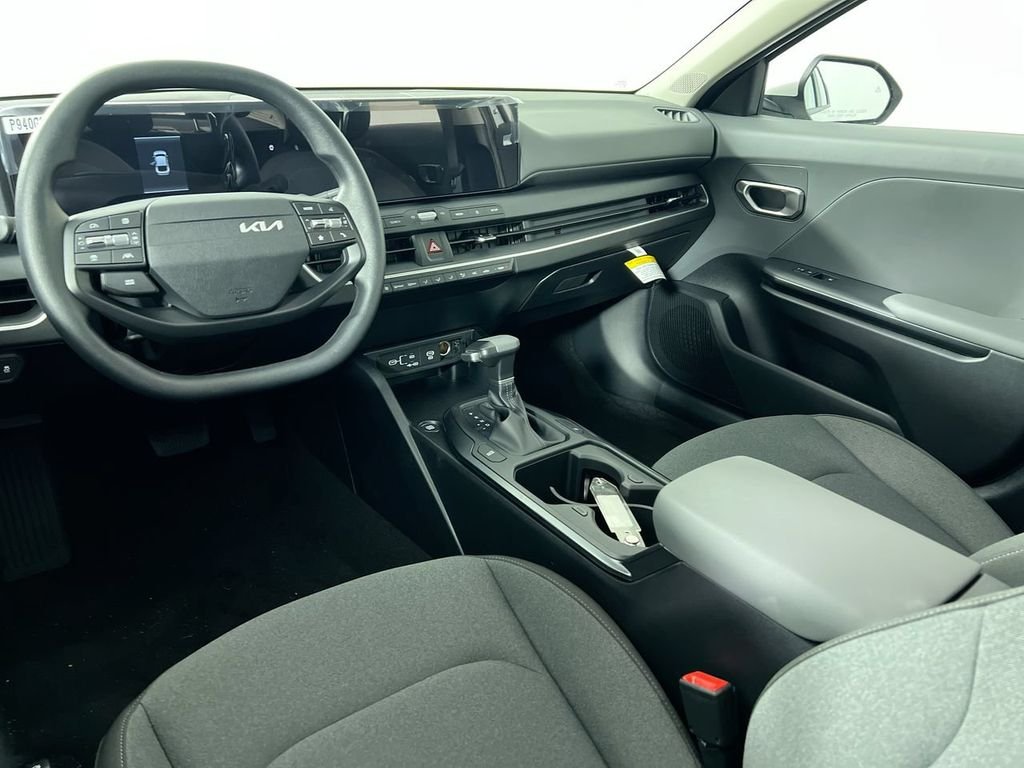 New 2026 Snow White Pearl Kia LXS image 29