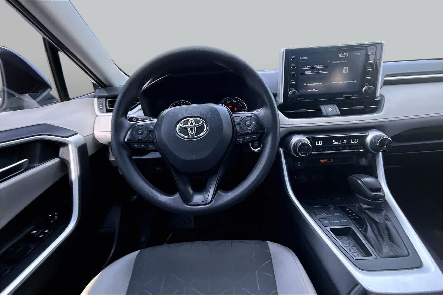 Used 2021 Silver Sky Metallic Toyota XLE image 6