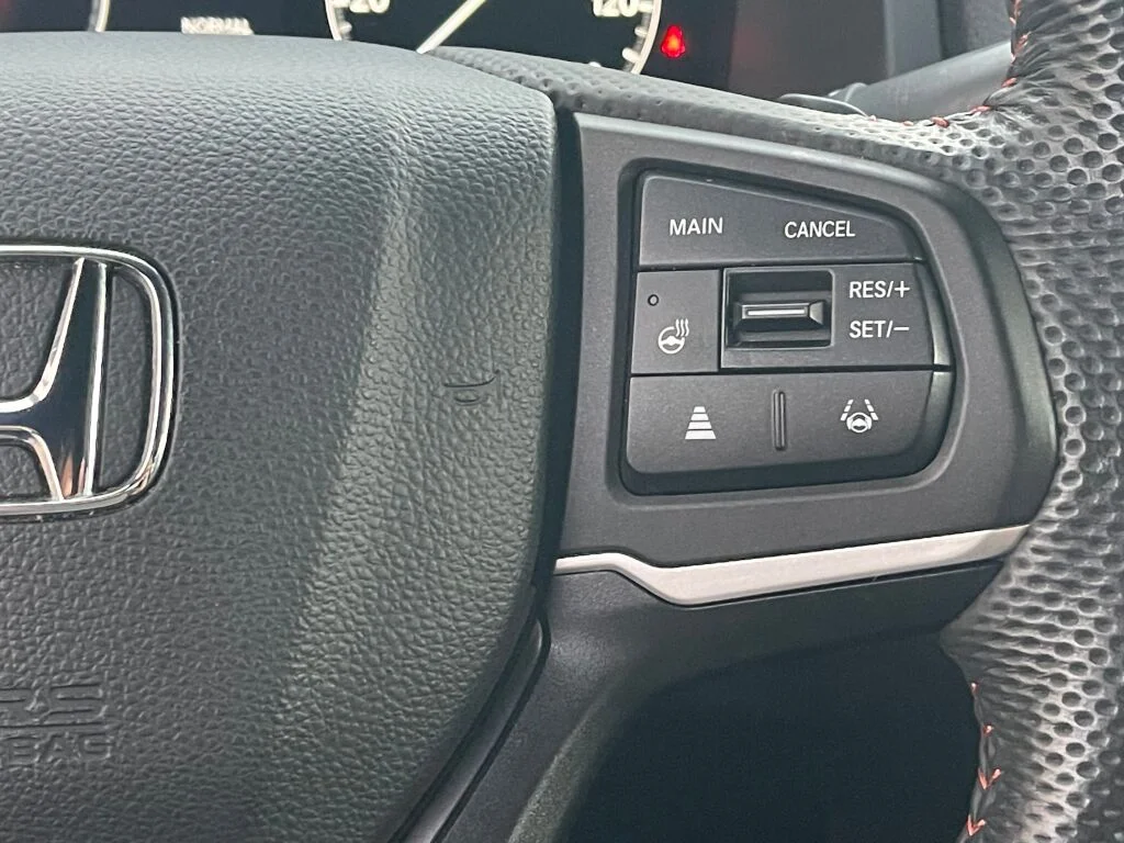 Used 2024 Diffused Sky Pearl Honda TrailSport image 19