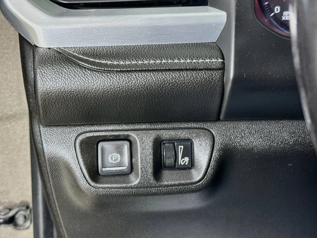 Used 2019 Smokey Quartz Metallic GMC SLT-1 image 11