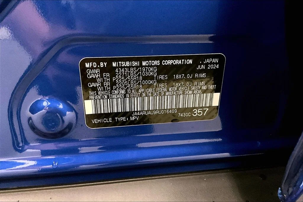 Used 2024 Blue Mitsubishi 2.0 SE image 19