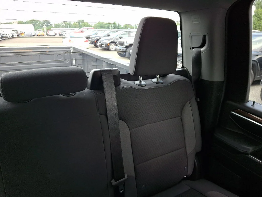 Used 2024 Summit White Chevrolet LT image 21