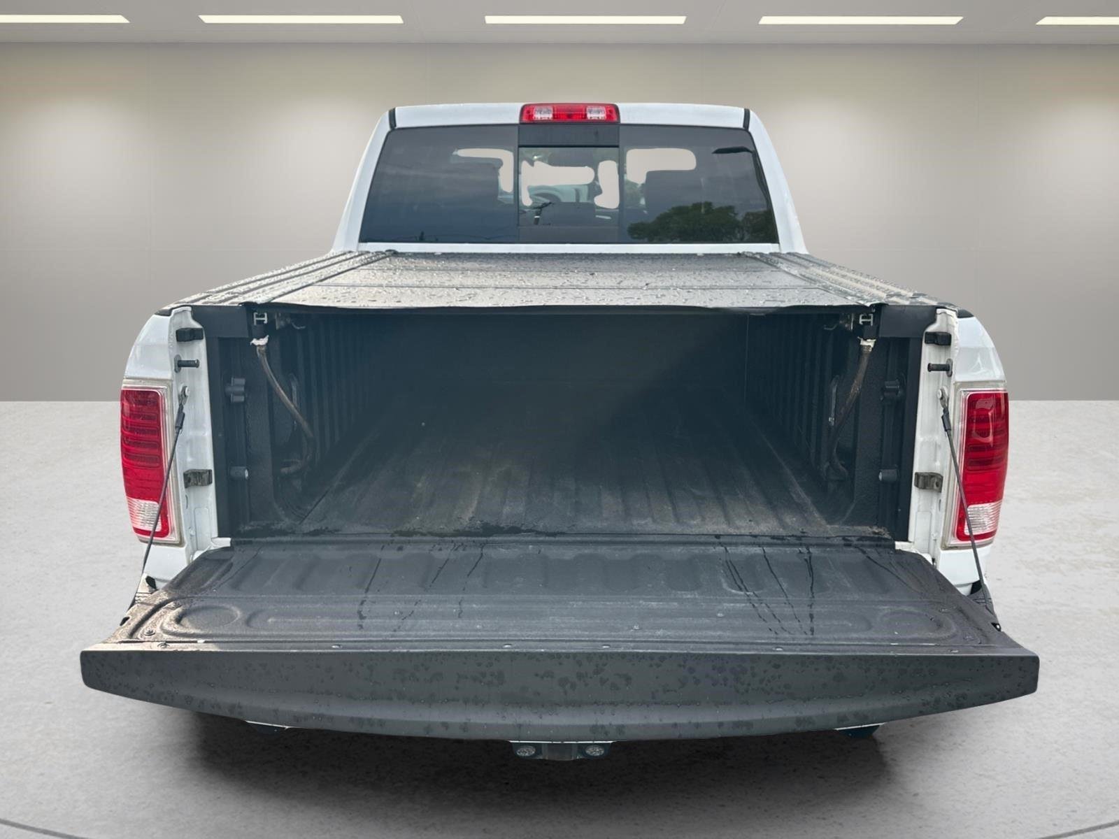Used 2016 Bright White Clearcoat Ram Laramie image 31