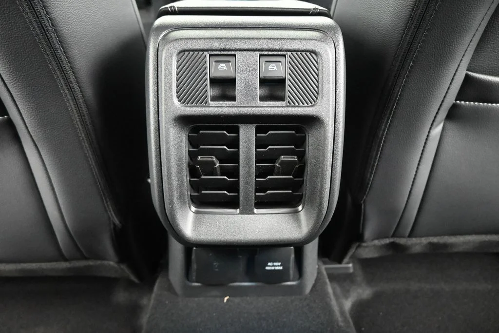 New 2026 Avalanche Gray Ford Outer Banks image 20