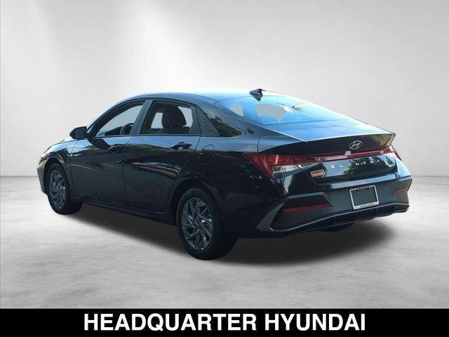 New 2026 Black Hyundai Blue image 6