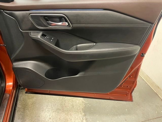 Used 2021 Orange Nissan Platinum image 28