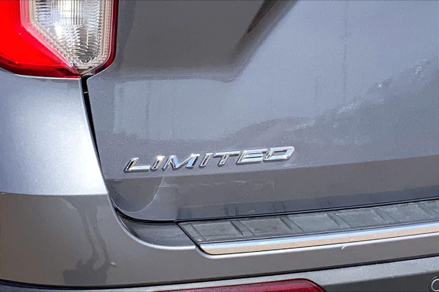 Used 2021 Carbonized Gray Metallic Ford Limited image 10
