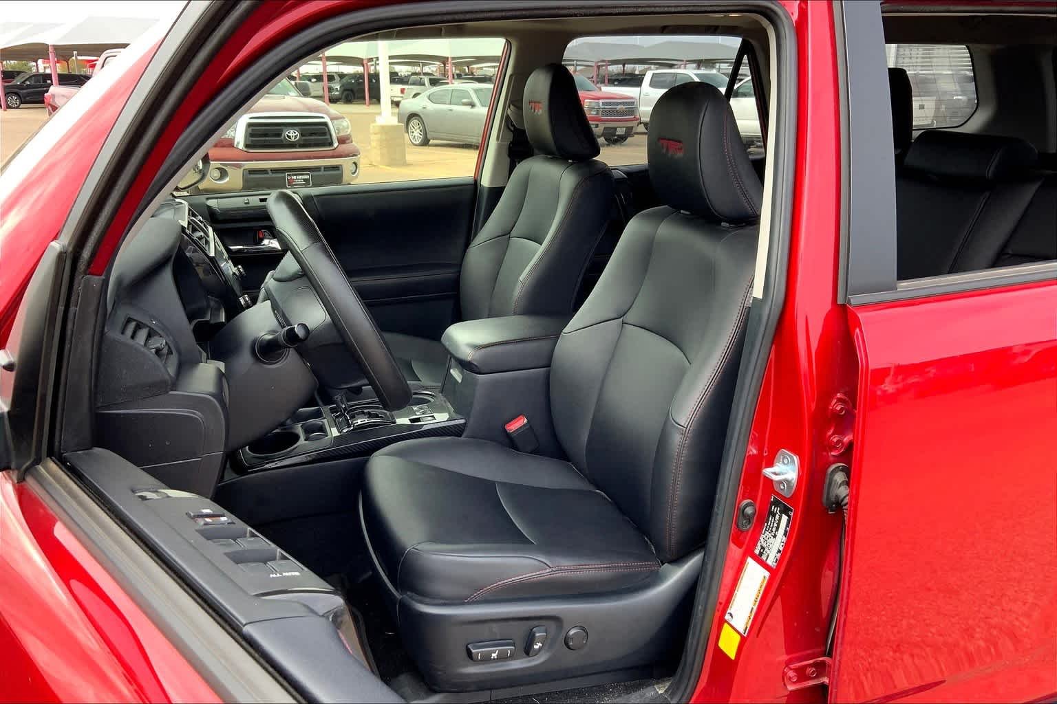 Used 2021 Barcelona Red Metallic Toyota Venture image 8