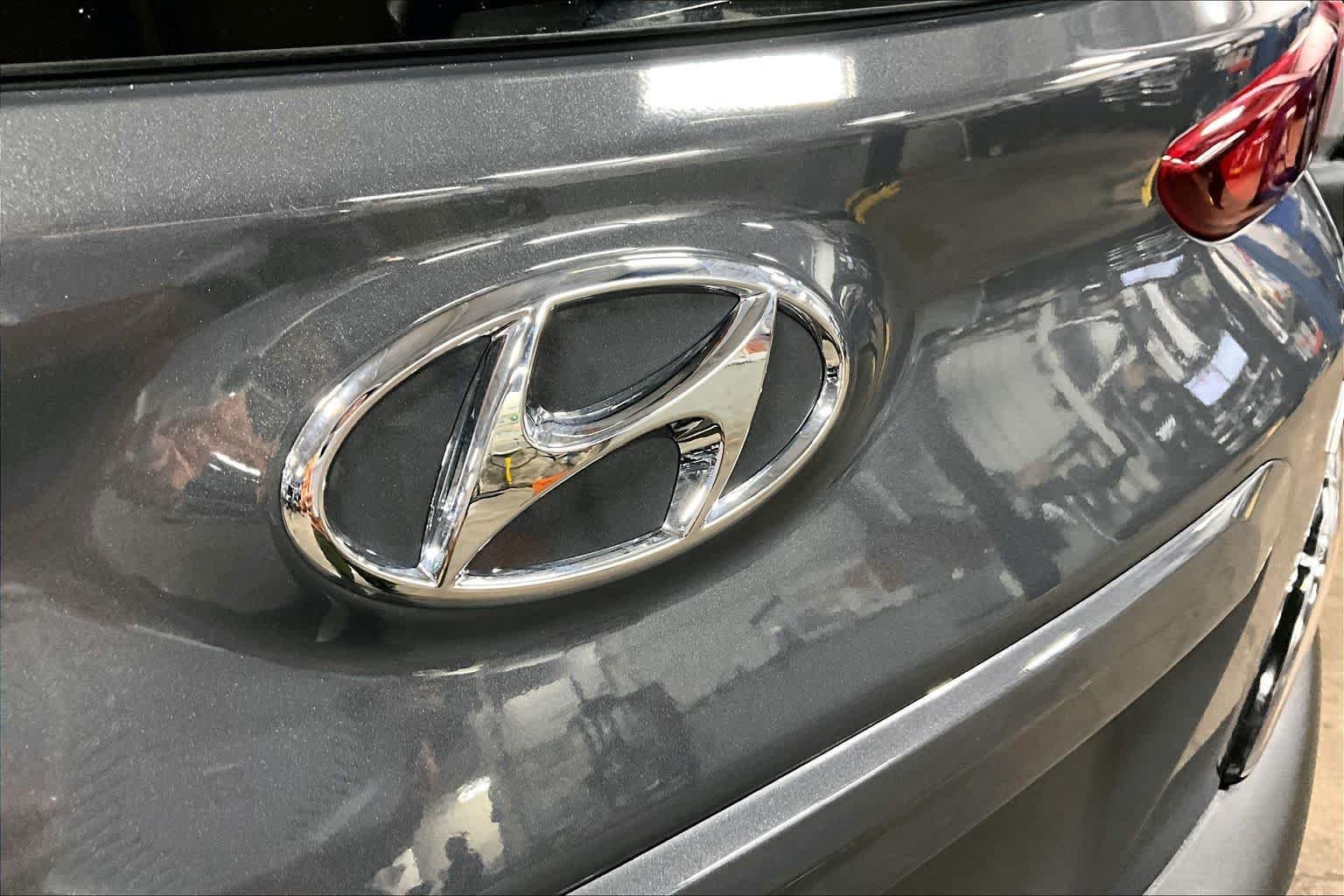 Used 2023 Ecotronic Gray Hyundai SEL image 59