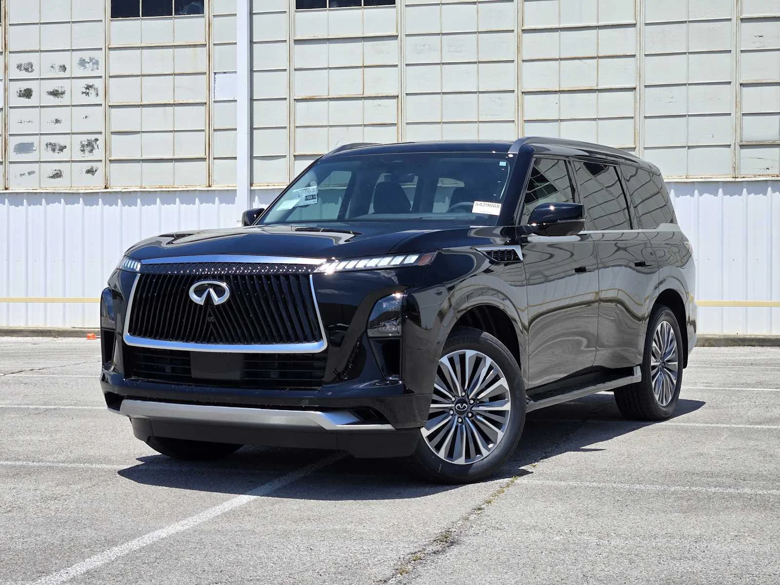 2026 INFINITI QX80 Luxe 2WD