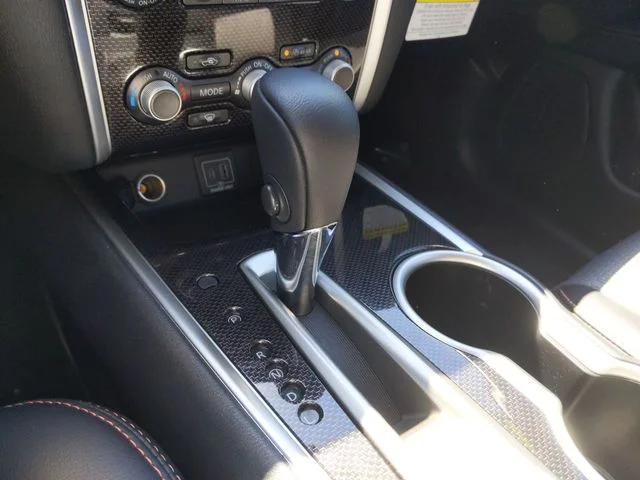 Used 2019 Gray Nissan SV image 25