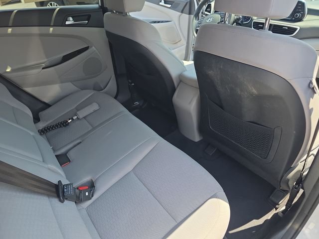 Used 2019 White Hyundai SE image 12