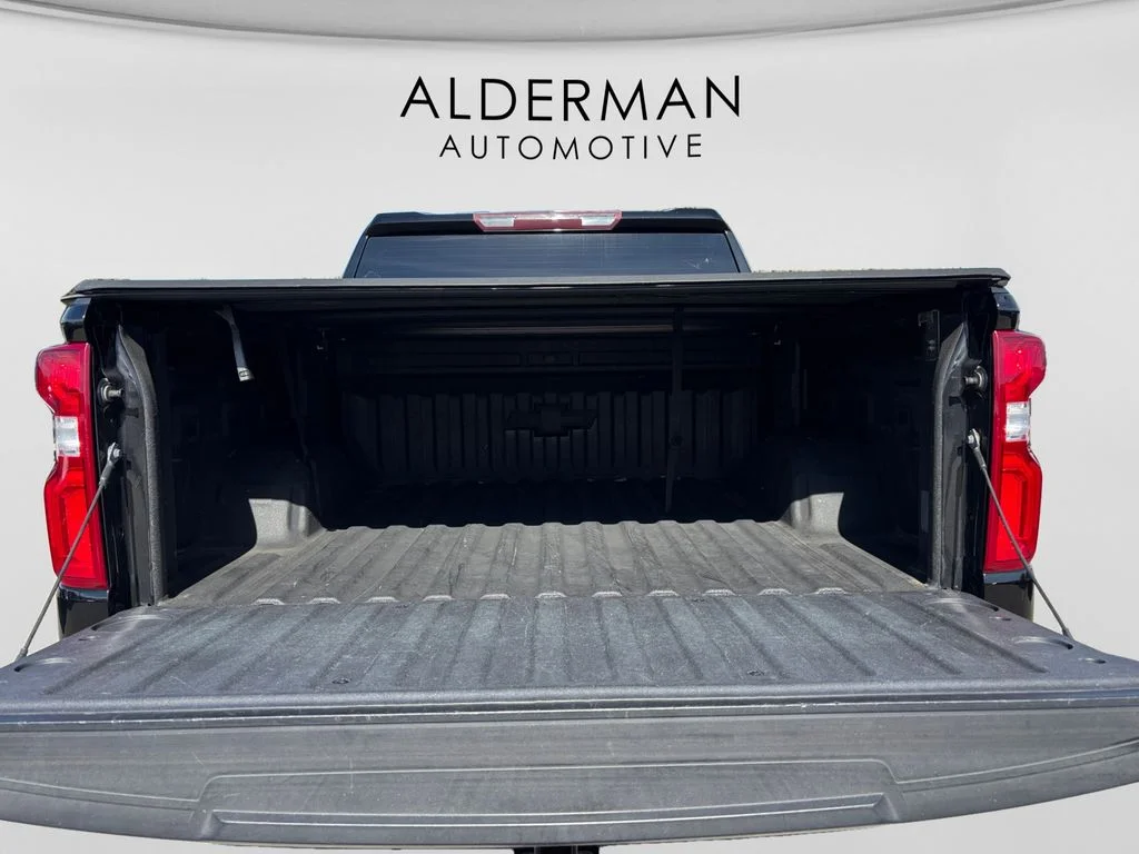 Used 2020 Black Chevrolet RST image 19