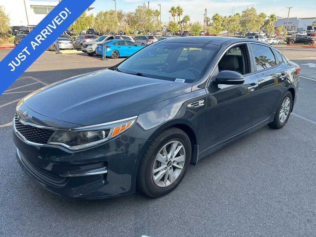 2016 Kia Optima LX AT's photo