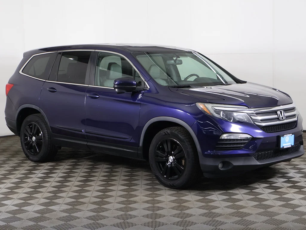 Used 2017 Honda Pilot EX-L with VIN 5FNYF6H51HB077753 for sale in Streetsboro, OH