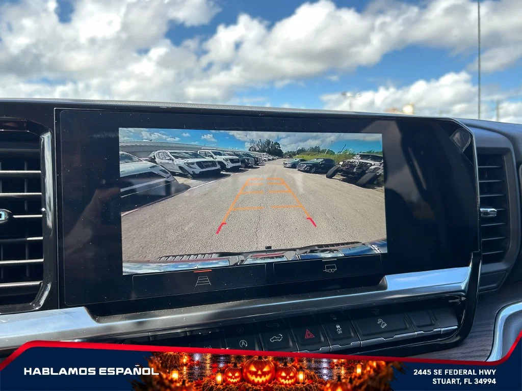 New 2026 Summit White GMC SLT image 31